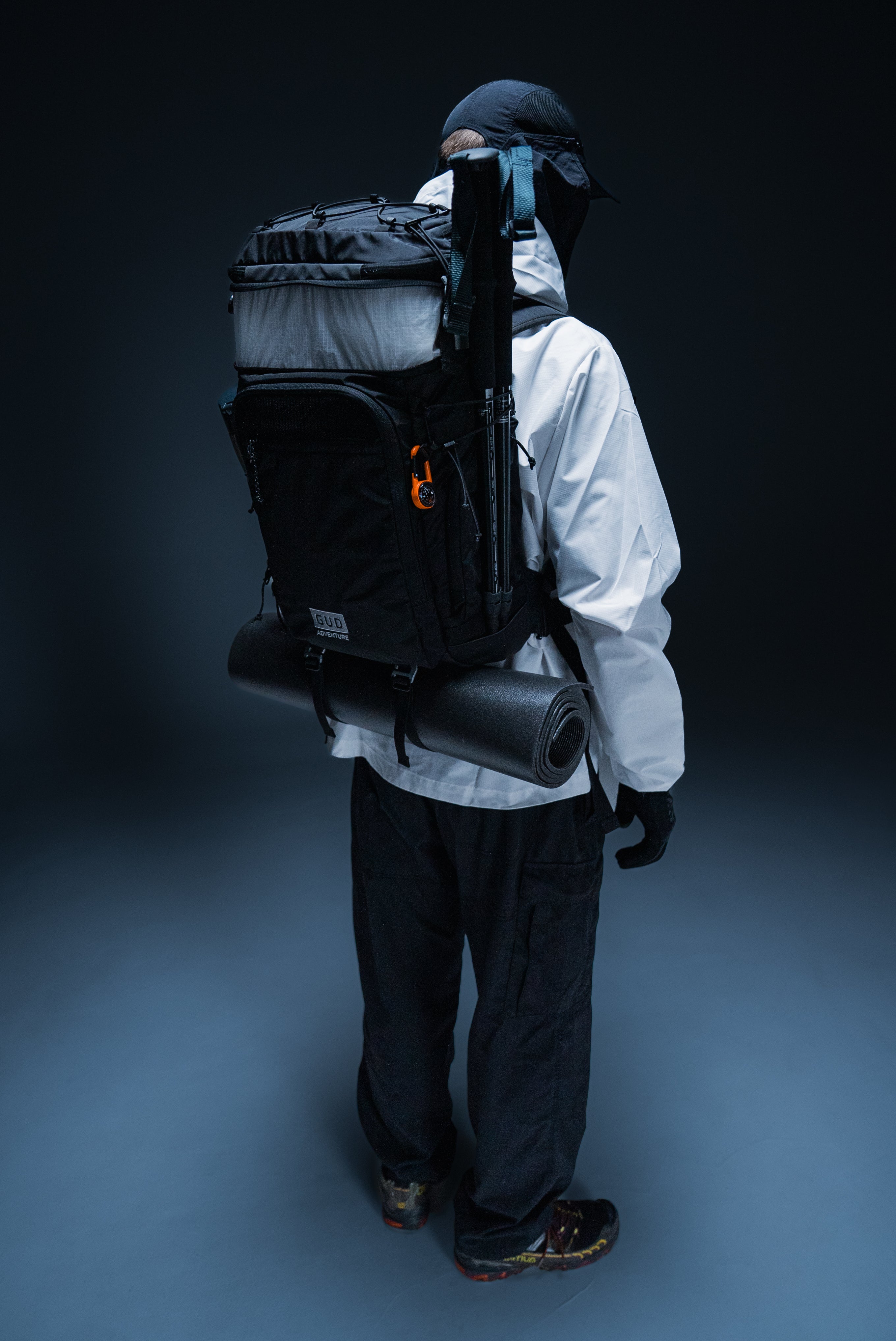 TRAVELER