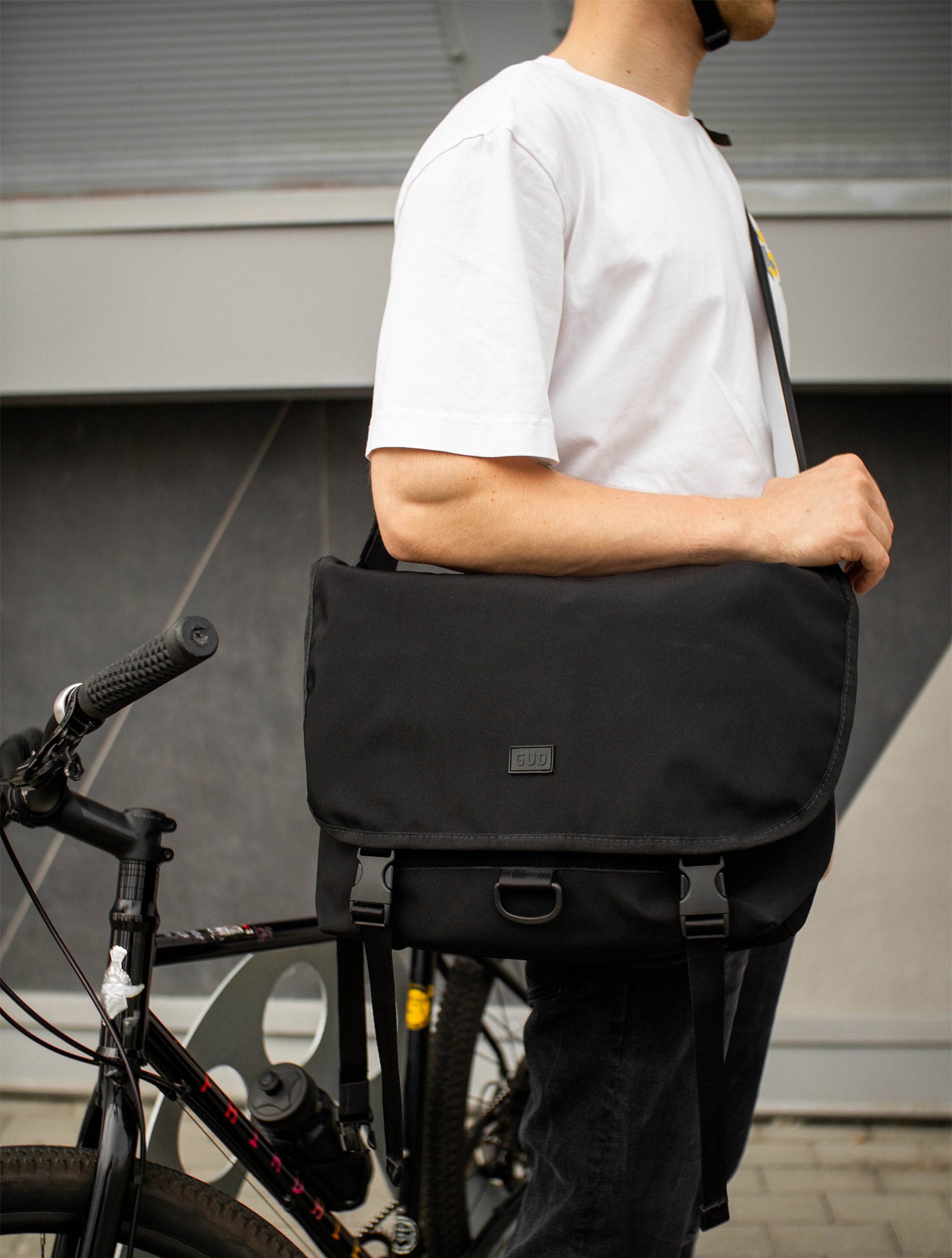 MESSENGER