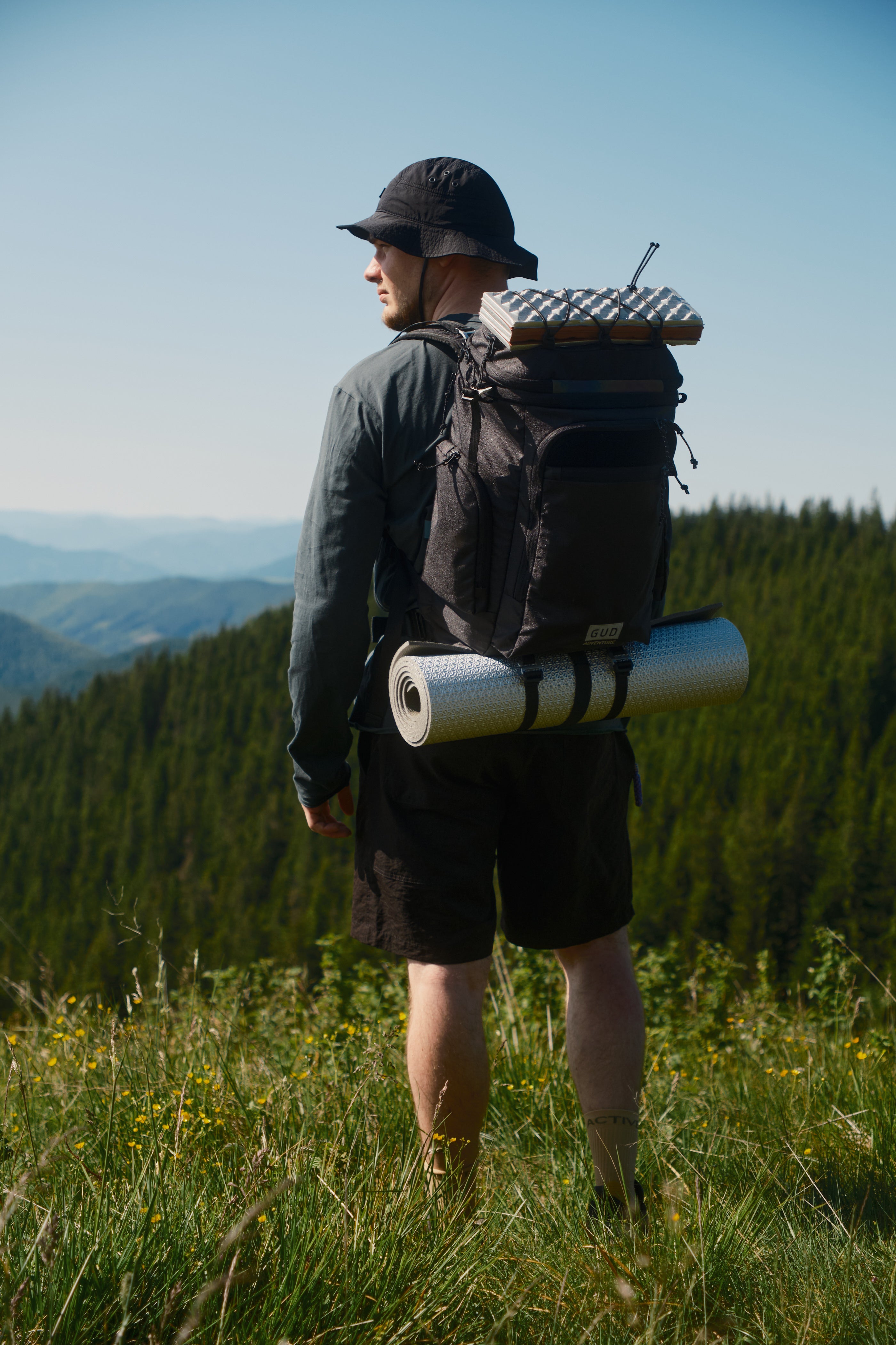 TRAVELER